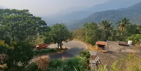  കൊട്ടിയൂർ പാൽചുരം-ബോയ്സ് ടൗൺ റോഡിൽ ഗതാഗതം നിരോധിച്ചു