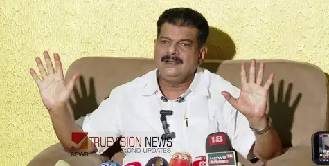 'താൻ എന്ത് തെറ്റാണ് ചെയ്തത്, വസ്ത്രാക്ഷേപം നടത്തി തെരുവിലേക്ക് ദയാവധത്തിന് വിട്ടു'; യുഡിഎഫിനെതിരെ തുറന്നടിച്ച് പിവി അൻവര്‍