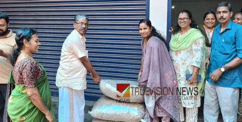 ലോക ക്ഷീര ദിനം; ചോറോട് കർഷകർക്ക് കിറ്റ് വിതരണം ചെയ്തു