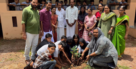 കൈകോർക്കാം കാവലാകാം; ലോക പരിസ്ഥിതി ദിനത്തിൽ ഫല വൃക്ഷത്തൈ നട്ടു