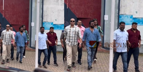ദൃശ്യങ്ങള്‍ പകർത്തിയത് അനുമതിയില്ലാതെ; കാക്കനാട് ജയിലിലെ റീല്‍സ് ചിത്രീകരണം, പൊലീസില്‍ പരാതി നല്‍കി ജയില്‍ സൂപ്രണ്ട്