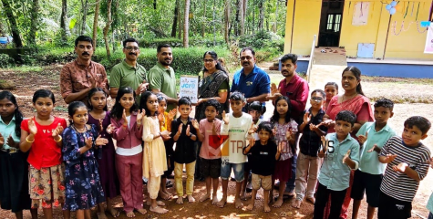 കിറ്റ് കൈമാറി; വിദ്യാർത്ഥികൾക്ക് സ്നേഹോപഹാരവുമായി ജെസിഐ കുറ്റ്യാടി ടൗൺ