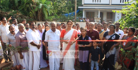 പനക്കാട്ട് മുക്ക് - പന്ന്യന്നൂർ ഗവ. ഐടിഐ റോഡ്  ഉദ്ഘാടനം ഉത്സവഛായയിൽ നടന്നു. ; റോഡ് നിർമ്മിച്ചത് 45 ലക്ഷം രൂപ ഉപയോഗിച്ച്