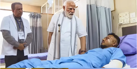 വിമാനാപകടത്തിൽ നിന്ന് രക്ഷപെട്ട  രമേഷ് വിശ്വാസ് കുമാറിനെ പ്രധാനമന്ത്രി മോദി സന്ദർശിച്ചു 