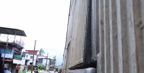 താഴെ ബക്കളത്ത് നിർമ്മാണത്തിലിരിക്കുന്ന ദേശീയപാതയുടെ പാർശ്വഭിത്തിയിൽ വീണ്ടും വിള്ളൽ:ആശങ്കയിൽ നാട്ടുകാർ