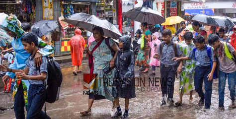 അവധിയാ... മറന്നോ? ജില്ലയിലെ ദുരിതാശ്വാസ ക്യാമ്പുകൾ പ്രവർത്തിക്കുന്ന വിദ്യാഭ്യാസ സ്ഥാപനങ്ങൾക്ക് അവധി 