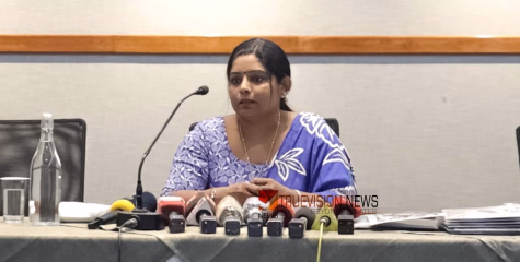 വ്യാജ പീഡനക്കേസ്: പെരിങ്ങോട്ടുകര ക്ഷേത്രം തന്ത്രിയുടെ അറസ്റ്റ് ഒഴിവാക്കാന്‍ ബാംഗ്ലൂര്‍ പൊലീസ് രണ്ടു കോടി ആവശ്യപ്പെട്ടു; ഗുരുതര ആരോപണവുമായി മകള്‍ രംഗത്ത്