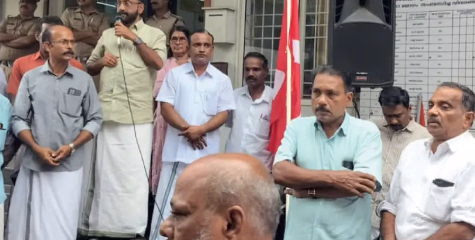വീടുകയറി ആക്രമിച്ച് കോണ്‍​ഗ്രസ് പഞ്ചായത്ത്‌ അംഗം ; എൽഡിഎഫ് പ്രതിഷേധിച്ചു