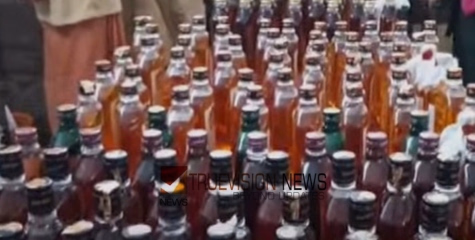 ആക്രി കച്ചവടത്തിന്റെ മറവിൽ മദ്യക്കടത്ത് നടത്തി :മദ്യവയസ്കൻ പോലീസ് പിടിയിൽ 