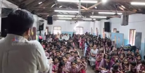 പാളിയത്ത് വളപ്പ് ചിത്രാ തിയറ്റേഴ്സിന്റെ ആഭിമുഖ്യത്തിൽ വിദ്യാർത്ഥികൾക്ക് എൻഡോവ്മെന്റ്, യൂനിഫോം എന്നിവ വിതരണം ചെയ്തു