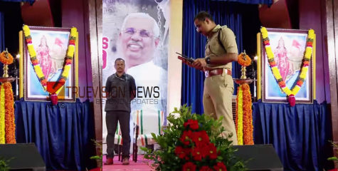 രാജ്ഭവന് പുറത്തും വിവാദ 'ഭാരതാംബ ചിത്രം; കേരള സർവകലാശാല സെനറ്റ് ഹാളിലെ പരിപാടിയിൽ നാടകീയ രംഗങ്ങൾ