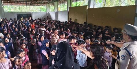 ലഹരി വിപത്തിനെതിരെ 2 മില്ല്യന്‍ പ്രതിജ്ഞയില്‍ അണിചേര്‍ന്ന് പേരാമ്പ്ര വെസ്റ്റ് എയുപി സ്‌കൂളും 