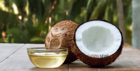 വെളിച്ചെണ്ണ വില തെങ്ങോളം ഉയരത്തിൽ; കിലോയ്ക്ക് 400 കടന്നു, ആശങ്കയിൽ ഉപഭോക്താക്കൾ  