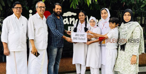 തണലിന് താങ്ങായി; മരുന്ന് ശേഖരണം നടത്തി വട്ടോളി സംസ്‌കൃതം ഹൈസ്കൂളിലെ ജെ ആർ സി യൂണിറ്റ് 