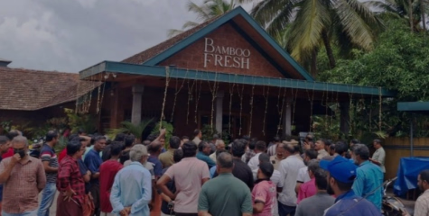 സെപ്റ്റിക് മാലിന്യം തോടിലേക്ക് തള്ളിയ ബാംബൂ ഫ്രഷ് ഹോട്ടൽ അടപ്പിച്ചു 