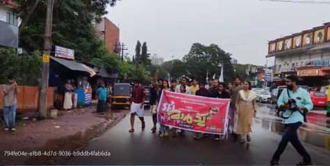 ഗവർണ്ണർക്കെതിരെ എസ്എഫ്ഐ കണ്ണൂർ ഹെഡ് പോസ്റ്റ് ഓഫീസിലേക്ക് മാർച്ച് നടത്തി