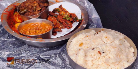 ചോറും കറിയും എല്ലാം മോശം...! കണ്ണൂർ തളിപ്പറമ്പിൽ ഹോട്ടലുകളില്‍ റെയിഡ്, പഴകിയ ഭക്ഷ്യവസ്തുകള്‍ പിടികൂടി