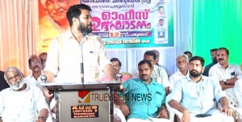 നന്മകള്‍ തുടരും; ഉമ്മന്‍ ചാണ്ടി മനസ്സില്‍ നിന്ന് മായാത്ത നേതാവ് -ഷാഫി പറമ്പില്‍ എം.പി