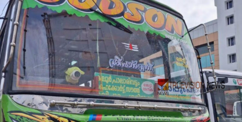 കണ്ടുപിടിക്കില്ലെന്ന് കരുതിയോ...? മദ്യപിച്ച് വാഹനം ഓടിച്ചു, മൂന്ന് സ്വകാര്യ ബസ് ഡ്രൈവർമാർ പിടിയിൽ