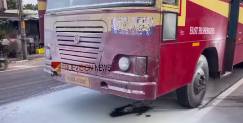 കെഎസ്ആർടിസി ബസിൽ തീപിടുത്തം; തീപടരുന്നത് കണ്ടത് പിന്നാലെ വന്ന ബൈക്ക് യാത്രികർ, വൻ അപകടം ഒഴിവായി 