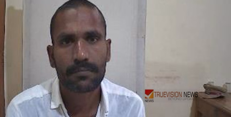 കണ്ണൂർ ജില്ലയിൽ ജാഗ്രതനിർദ്ദേശം ; ഗോവിന്ദച്ചാമി ജയിൽ ചാടിയത് പുലർച്ചെ 1.15 ന്, പൊലീസ് അറിഞ്ഞത് രാവിലെ ഏഴിന്