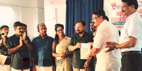 ചരിത്രം ഓർമിക്കുന്നത് തെറ്റുകൾ തിരുത്താൻ -റഫീഖ് അഹ്മദ് 