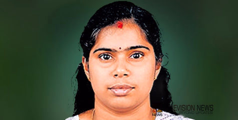 ട്രെയിനിൽ നിന്ന് വീണ് യുവതിക്ക് ദാരുണാന്ത്യം; അപകടം ഭർ‌ത്താവിനും മകൾക്കുമൊപ്പം യാത്ര ചെയ്യവെ 