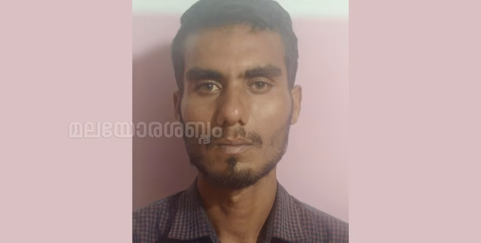 ഇരിട്ടിയിലെ ജുവലറിയിൽ നിന്നും പട്ടാപകൽ സ്വർണ്ണമാല തട്ടിയെടുത്തോടിയ പ്രതി പിടിയിൽ
