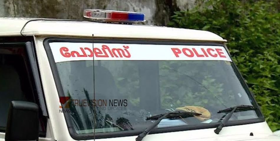 അച്ഛന്റെ ക്രൂരത...; പ്രായപൂർത്തിയാകാത്ത മകളെ ശാരീരികമായി ഉപദ്രവിച്ചു; അച്ഛൻ അറസ്റ്റിൽ