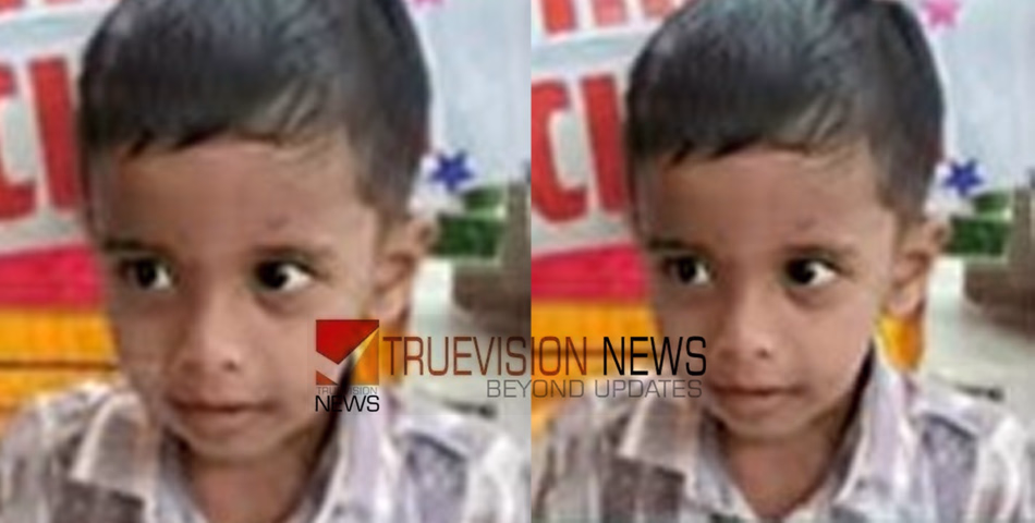  കുണ്ടറയിൽ ടേബിളിന്റെ ഗ്ലാസ് പൊട്ടി കാലിൽ കയറി, രക്തം വാർന്ന് എൽ കെ ജി വിദ്യാർത്ഥിക്ക് ദാരുണാന്ത്യം