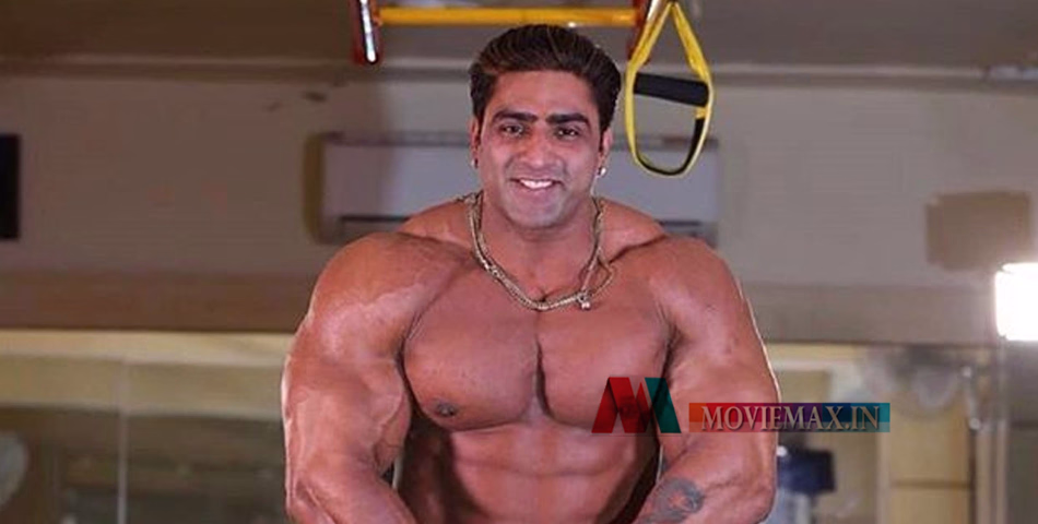 നടനും ബോഡി ബിൽഡറുമായ വരീന്ദർ സിങ് ഗുമൻ അന്തരിച്ചു