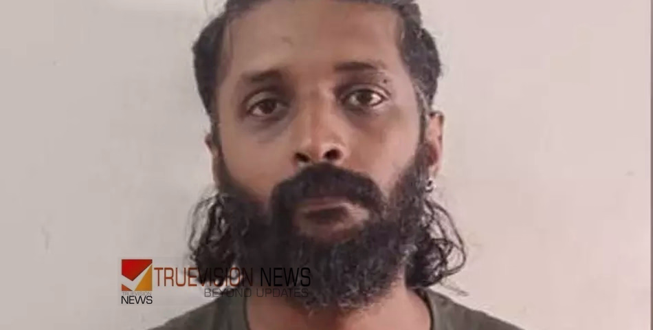 ഇൻസ്റ്റാഗ്രാമിലൂടെ പ്രലോഭനം ....: നിർഭയ ഹോമിലെ 17-കാരിയെ കോഴിക്കോട്ടെ ലോഡ്ജിലെത്തിച്ച് ലൈംഗികമായി പീഡിപ്പിച്ചു, കാക്കൂർ സ്വദേശി അറസ്റ്റിൽ  