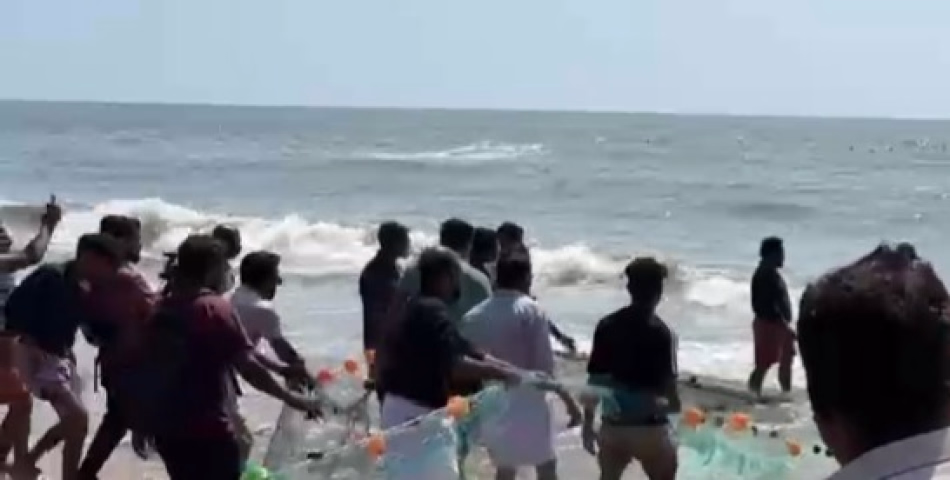 കടലിൽ കുളിക്കുന്നതിനിടെ ഒഴുക്കിൽപ്പെട്ടു; കണ്ണൂരിൽ 3 മെഡിക്കൽ വിദ്യാർഥികളും മുങ്ങിമരിച്ചു