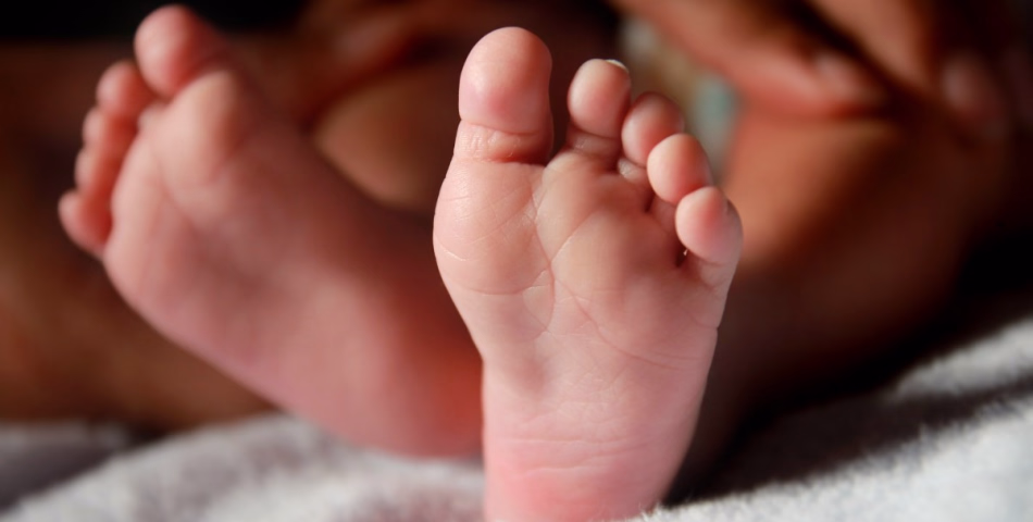 കണ്ണൂർ കുറുമാത്തൂരിൽ മൂന്നു മാസം പ്രായമായ കുഞ്ഞ് കിണറ്റിൽ മരിച്ചനിലയിൽ