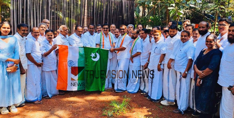 നാടെങ്ങും പ്രയാണം; നാദാപുരത്ത് ഗ്രാമപഞ്ചായത്ത് പ്രസിഡൻ്റ് വി.വി മുഹമ്മദലി നയിക്കുന്ന വികസന ജാഥക്ക് തുടക്കമായി