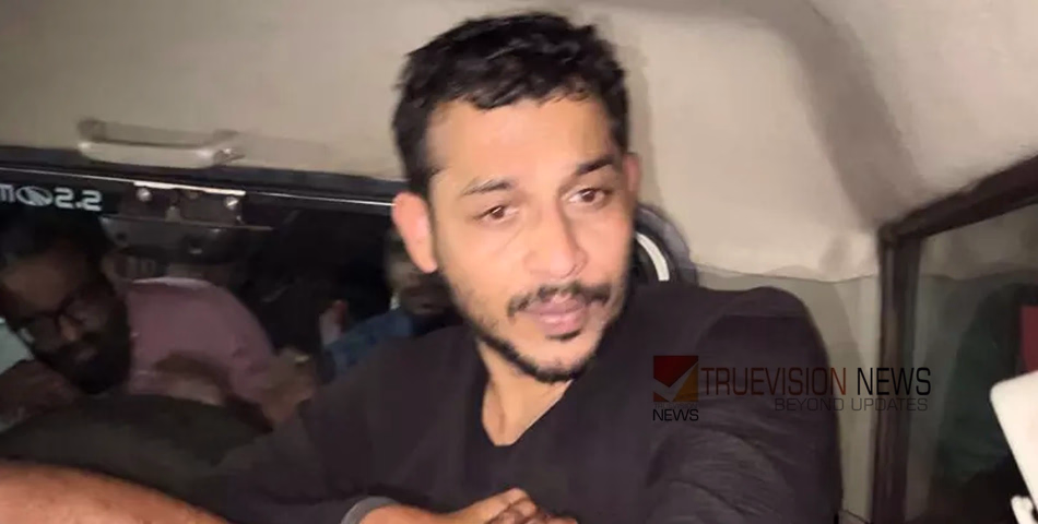 കോഴിക്കോട് വടകരയിൽ വൻ മയക്കുമരുന്നുവേട്ട; കാറിൽ കടത്തിയ എം.ഡി.എം.എയുമായി യുവാവ് പിടിയിൽ