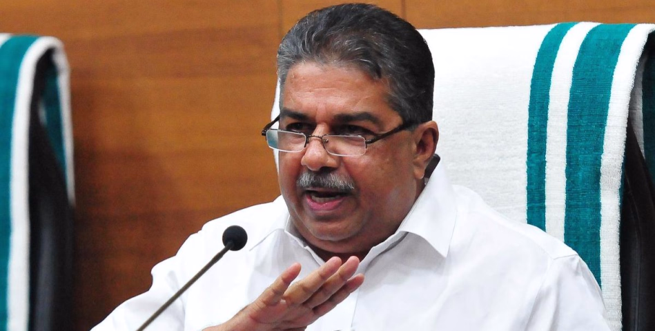 ഹേമകമ്മിറ്റി റിപ്പോർട്ട് പുറത്ത് വിടില്ല: മന്ത്രി സജി ചെറിയാൻ