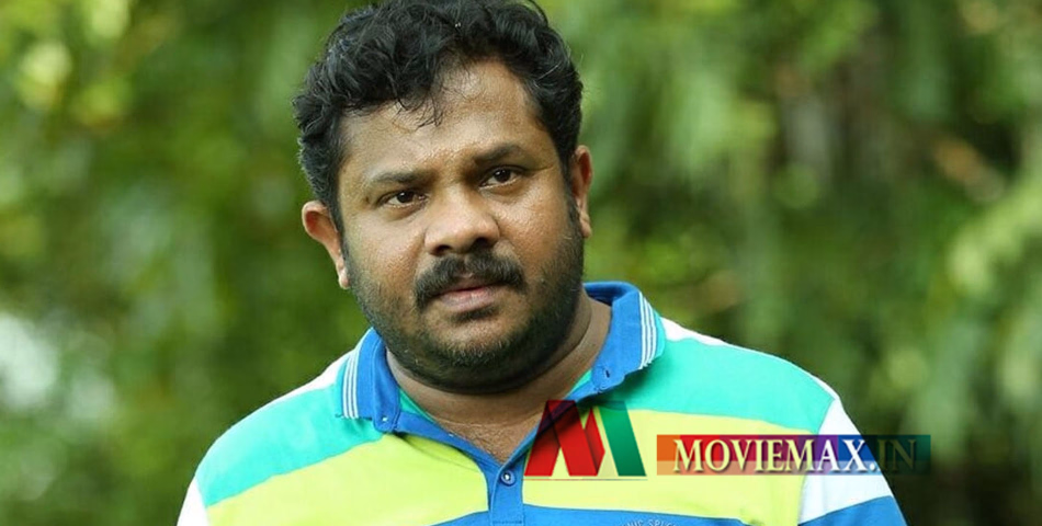 'എആര്‍എമ്മിലെ വേഷം വരെ നഷ്ടമായി , പിന്നീട് ടോവിണോയെ കണ്ടപ്പോ...! ചതിച്ചത് പ്രൊഡക്ഷൻ കൺട്രോളര്‍'; തുറന്ന് പറഞ്ഞ് ഹരീഷ് കണാരൻ