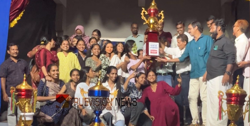 ചരിത്രം വഴിമാറി; ഉപജില്ല സ്കൂൾ കലോത്സവം വളയത്തിന് വിജയത്തിളക്കം