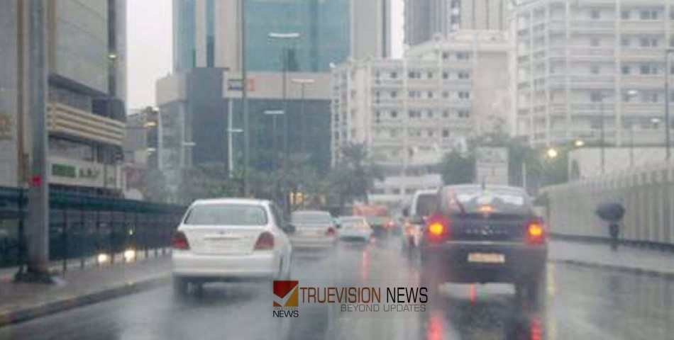 മഴയ്ക്ക് മുന്നേ ഒരുക്കം; മുഹറഖിലെ വെള്ളക്കെട്ട് പ്രശ്നങ്ങൾ പരിഹരിക്കാൻ ഊർജിത ശ്രമം