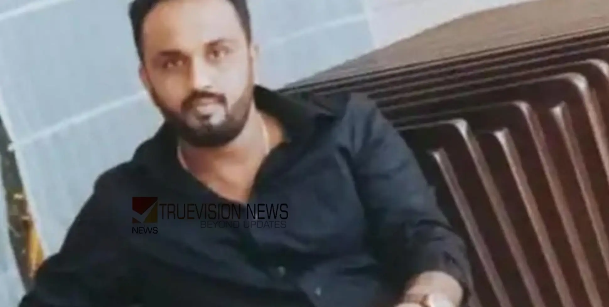 മറ്റൊരു യുവതിയെ വിവാഹം കഴിച്ചെന്നറിഞ്ഞു, വ്യാപാരിയെ കഴുത്തറത്ത് കൊന്നു; ഭാര്യയും മാതാവും അറസ്റ്റിൽ