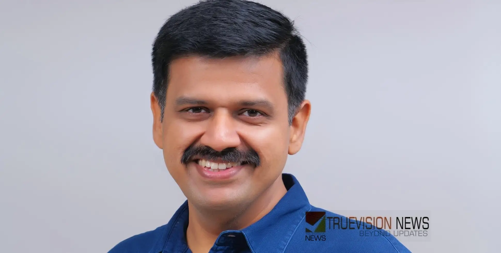 'സഹപ്രവർത്തകന്‍റെ നെഞ്ചിലേക്ക് കഠാര ഇറക്കാൻ മടിയില്ലാത്ത പ്രത്യയശാസ്ത്രത്തിന്‍റെ പേരാണ് സംഘപരിവാർ' - സന്ദീപ് വാര്യര്‍