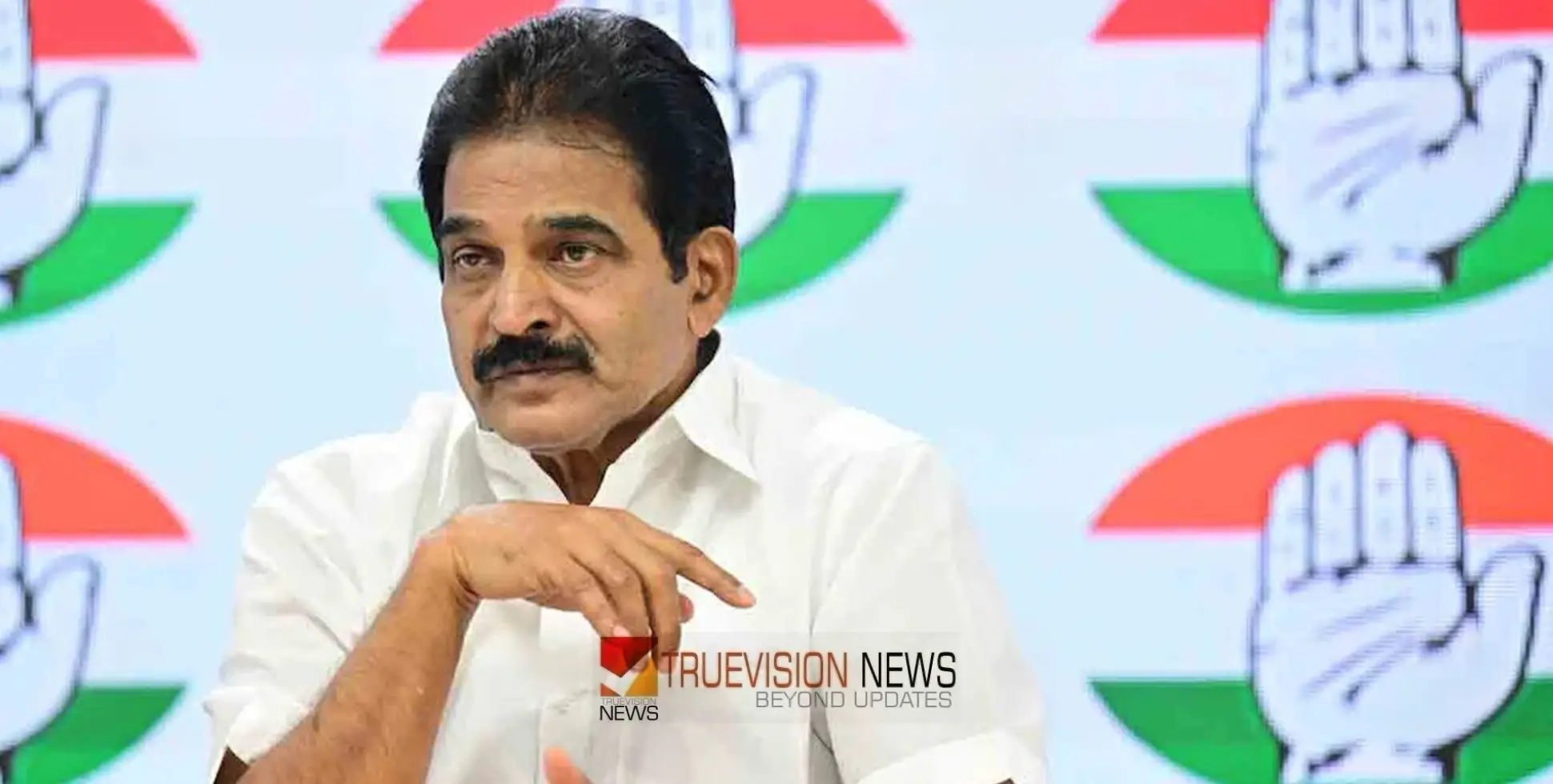 'നിലമ്പൂർ ഉപതെരഞ്ഞെടുപ്പ് സ്ഥാനാർത്ഥിത്വവുമായി ബന്ധപ്പെട്ട് കോൺഗ്രസിൽ പ്രശ്നങ്ങളില്ല' - കെസി വേണു​ഗോപാൽ