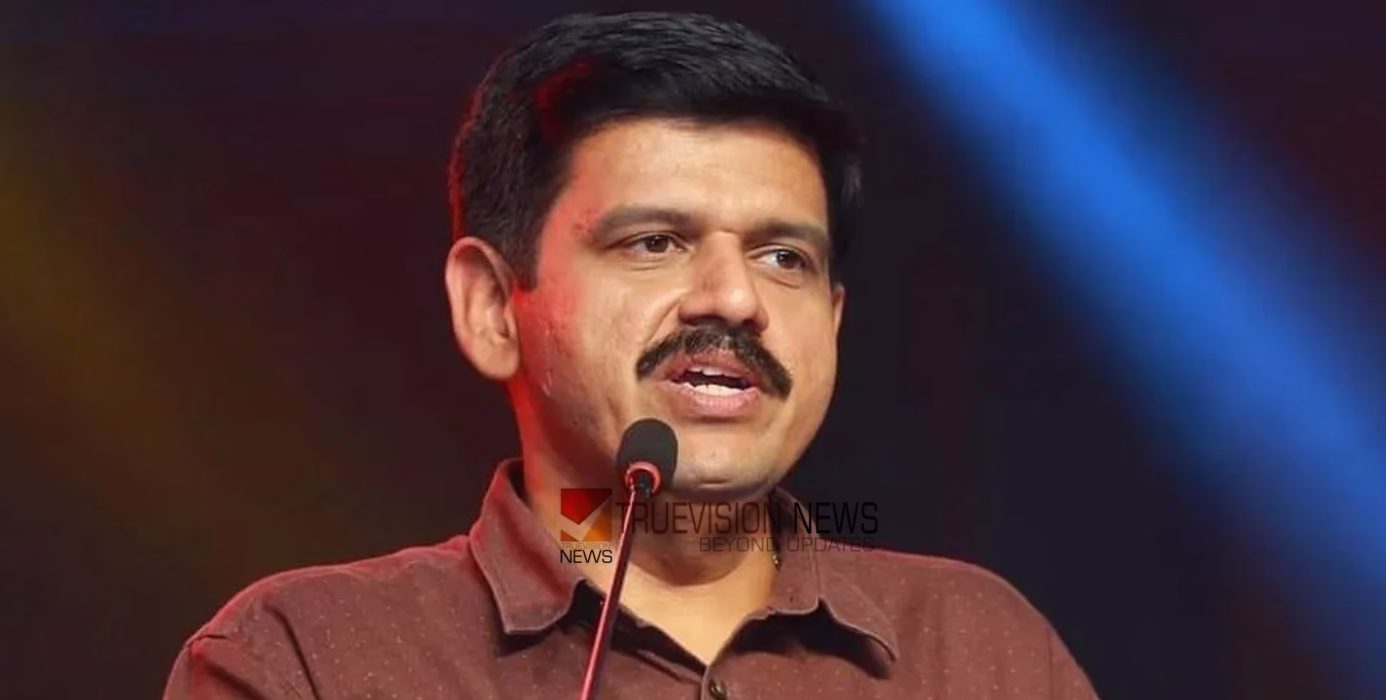 'മോഹൻലാൽ, വേടൻ, അഖിൽ മാരാർ '; ഒറ്റ ദിവസം കൊണ്ട് മൂന്ന് കലാകാരന്‍മാര്‍ രാജ്യദ്രോഹികളായി: ബി.ജെ.പി-ആർ.എസ്.എസ് നേതൃത്വത്തെ വിമർശിച്ച് സന്ദീപ് വാര്യർ