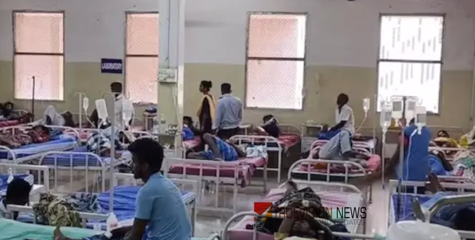ക്ഷേത്രത്തിലെ അന്നദാനത്തിനിടെ 107 പേര്‍ക്ക് ഭക്ഷ്യവിഷബാധ; നിരവധിപേര്‍ ചികിത്സയില്‍