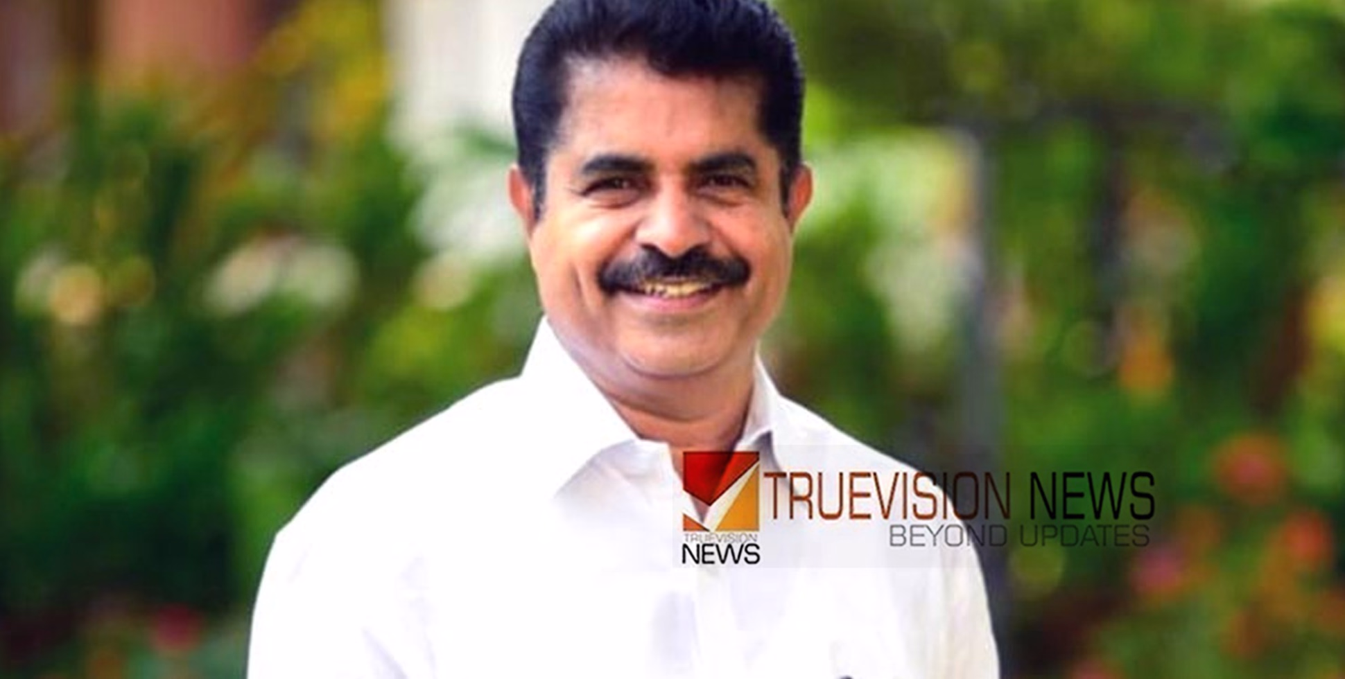 'യു ഡി എഫ് ഒറ്റക്കെട്ട്; എല്‍ഡിഎഫിന്റെ ഭാഗമായ പാര്‍ട്ടികളെ ഉള്‍പ്പടെ മുന്നണിയിലെത്തിക്കും’ - അടൂര്‍ പ്രകാശ്