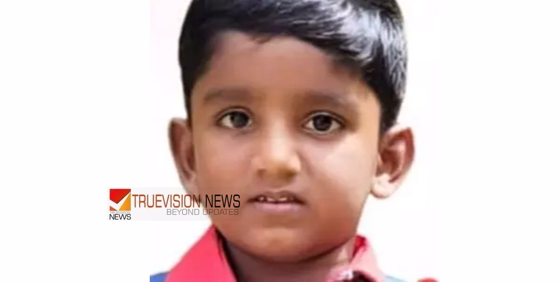 വിനോദയാത്ര കഴിഞ്ഞ് വീട്ടിലേക്കുള്ള മടക്കം അവസാനയാത്രയായി; കാർ മതിലിൽ ഇടിച്ച് അപകടം, പരിക്കേറ്റ നാല് വയസുകാരൻ മരിച്ചു