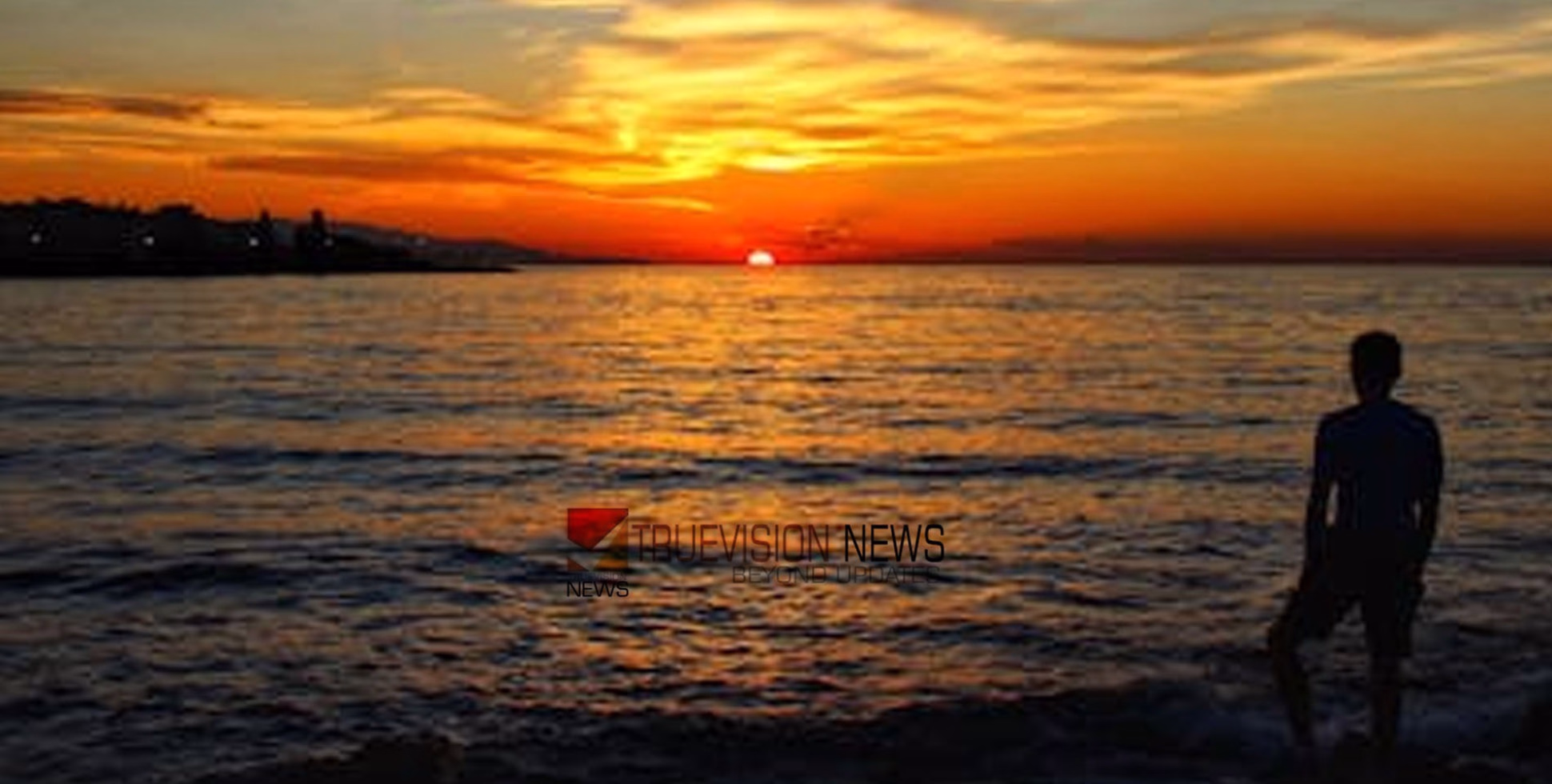 ജീവൻ രക്ഷിച്ചത് ആ കോൾ,  ആലപ്പുഴ ബീച്ചിൽ വിഷം കഴിച്ച് കടലിൽ ചാടി ആത്മഹത്യക്ക് ശ്രമിച്ച യുവാവിനെ രക്ഷിച്ച് ടൂറിസം പൊലീസ്